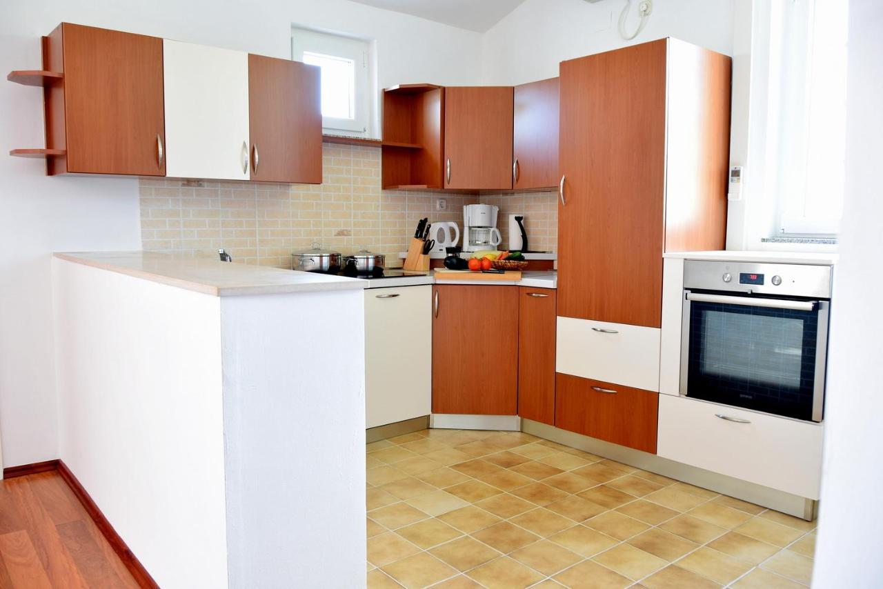 Apartments Muntidor Palit Экстерьер фото