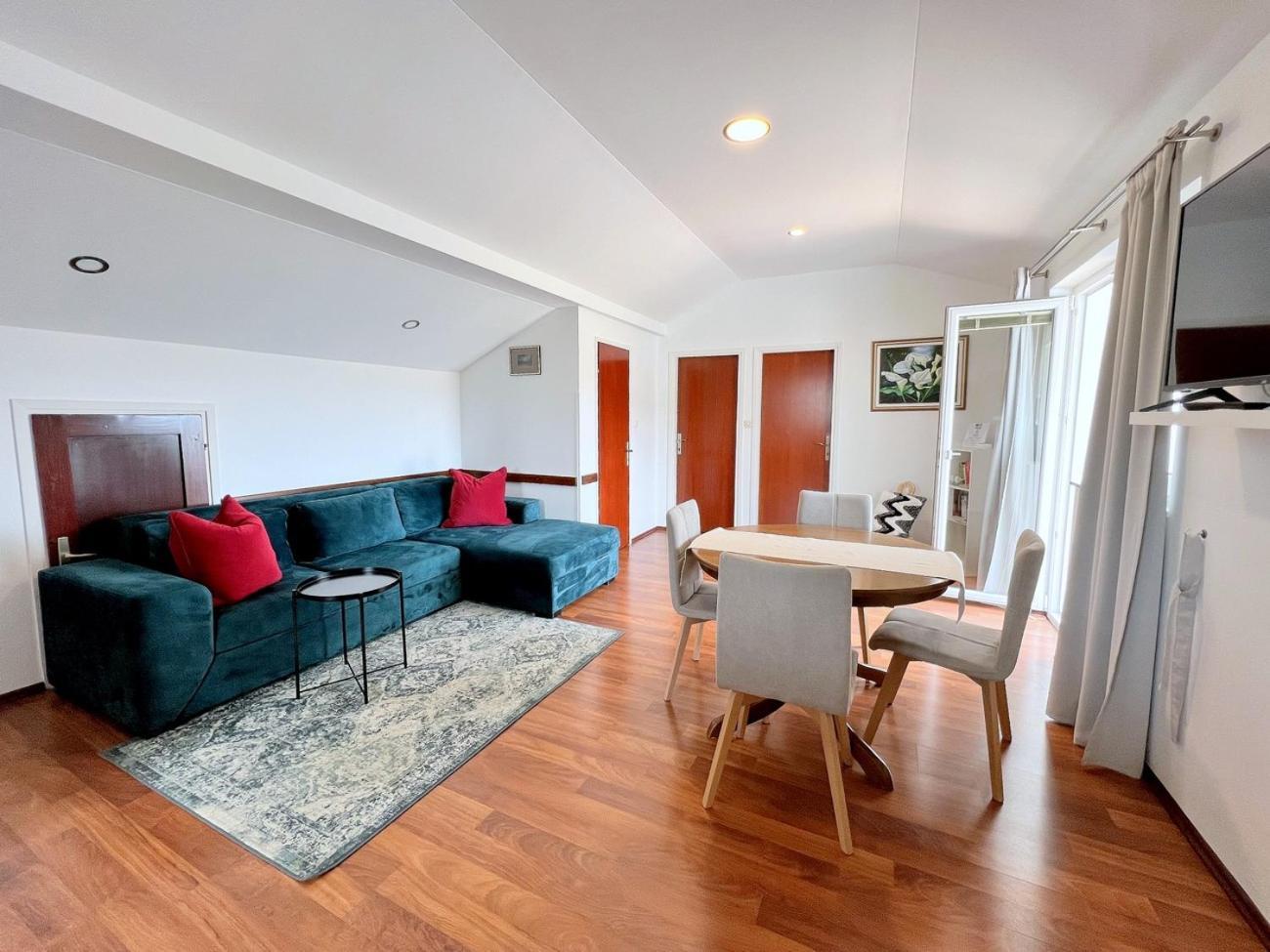 Apartments Muntidor Palit Экстерьер фото